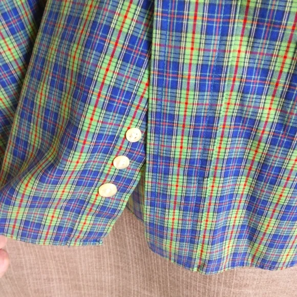 Tommy Hilfiger blue, green, red plaid  short sleeve shirt with crest size large - Picture 8 of 10